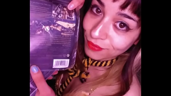 Bonneyuwu - 10:02 cosplay Leia mostrando sus tesoros - star wars 