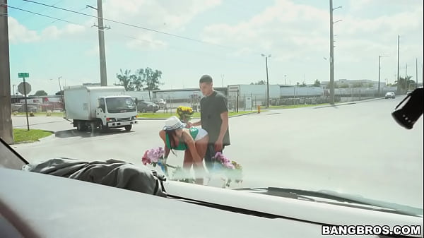 Rachel Starr Fucks a Florist