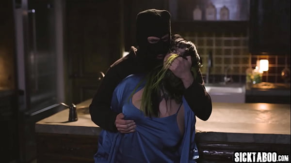 Big booty Latin babe Xwife Karen fucked by her new neighboor  