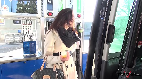 Babe missed bus and need a ride but dont know how it ends