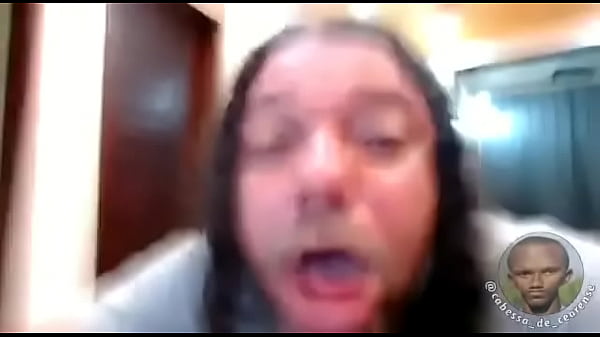 bluezao brabissimo pois nao param de mandar cebola pra casa dele