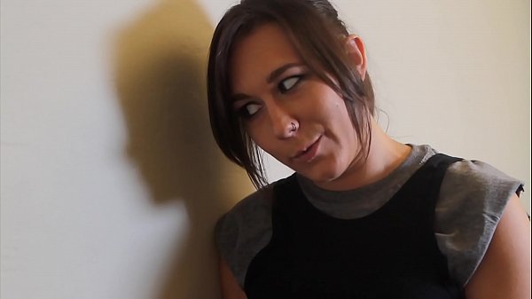 Brunette dike Laurel Norton invited pretty Sinn Sage to show her some Sapphic tricks  