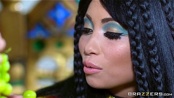 Brazzers - Egyptian goddess Nina Ellis loves big cock