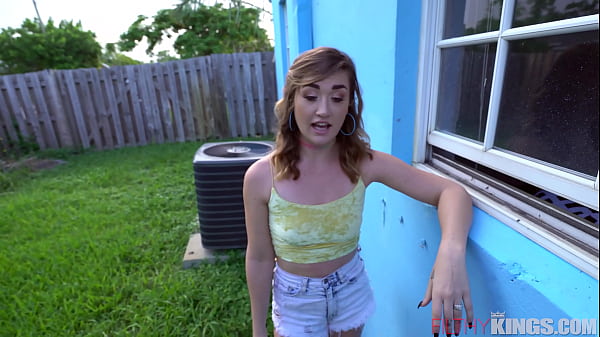 Busty babe Loves to Get Fucked in the Grass in POV Scene