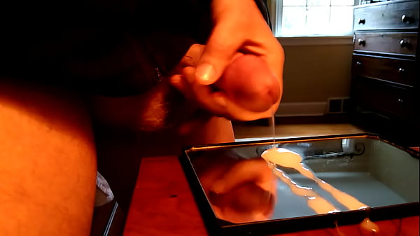 jacking off on mirror and tasting