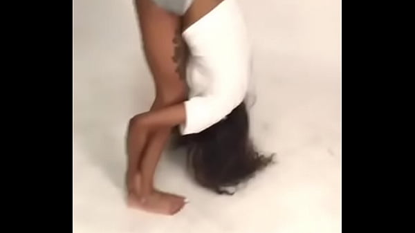 Ebony Babe Shaking Ass