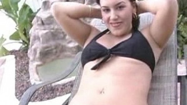 Brunette babe teasing with perfect body  