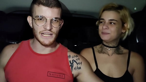 casal transa no uber, e o motorista filma tudo e joga na internet