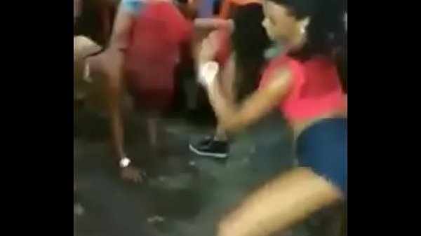 Festa com putas casadas