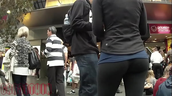 Awesome Ass in Leggings