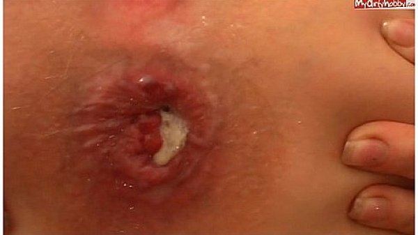 ANAL-Entjungferung mit Creampie!