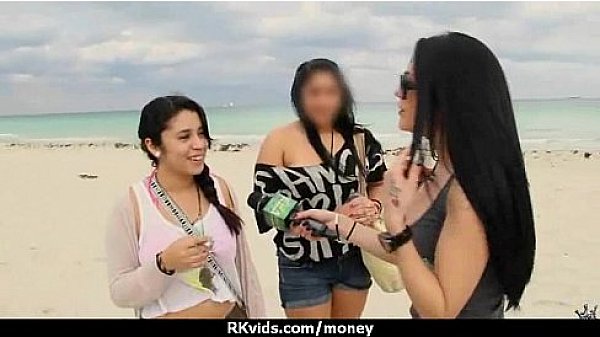 These horny amateurs know that money talks 23