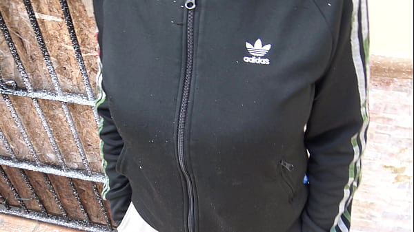 Kurdish Granny Whore Lets Him See Her Hairy Old Vagina  