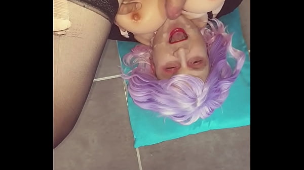 Trav crache tout au visage  