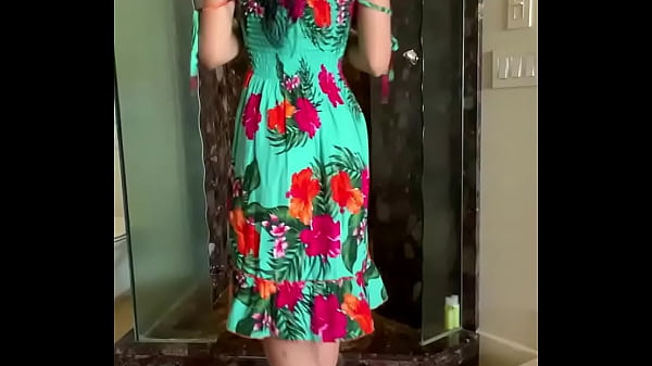 Cutie Showers, Pussy Masturbation & Orgasm