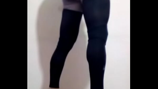 maraiann  en ropita y tacones muy sexi 