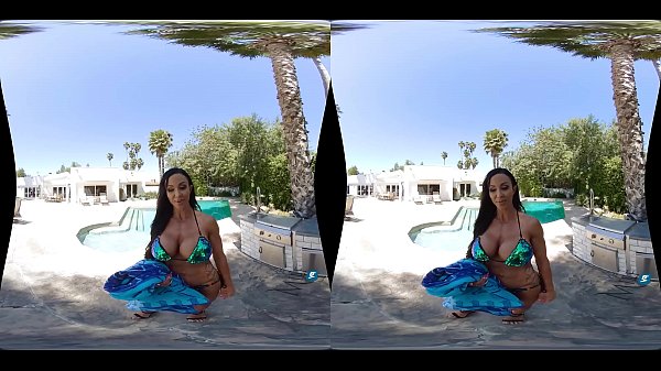 Busty MILF Gets Fucked Outside In Her Bikini - MilfVR