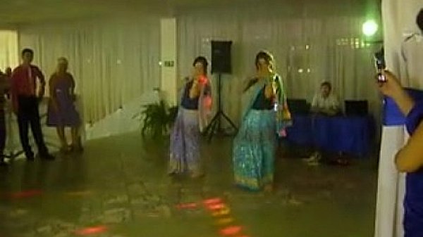 girls dancing boobs bouncing