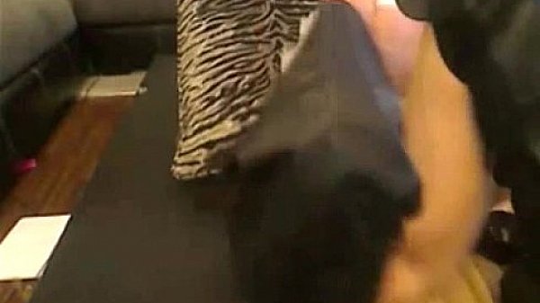 Hot masturbating milf front of the webcamera