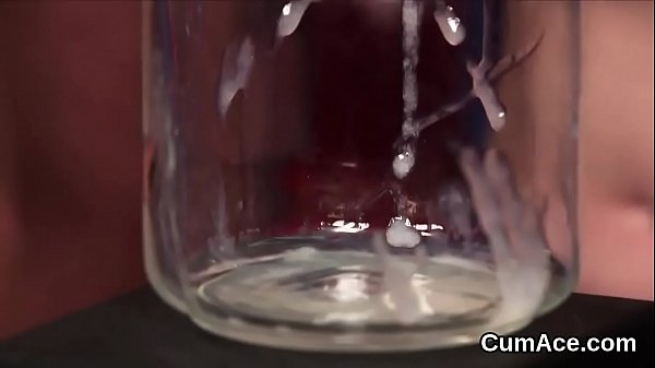 Sexy stunner gets jizz load on her face swallowing all the semen