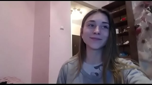 Sexy young girl live strip tease her amazing body