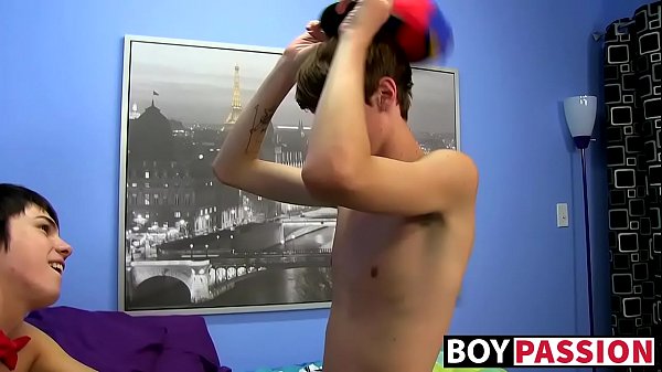 Teen bottom slammed after fellatio