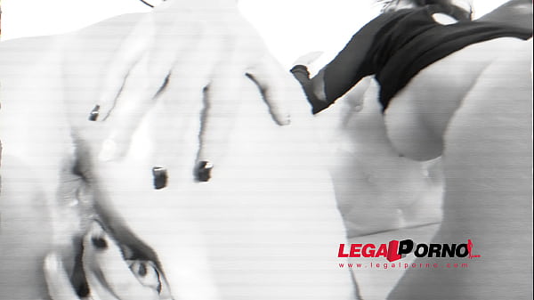 Big butt latina sluts Lady Love & Lady Gaby ride a cock SPX006