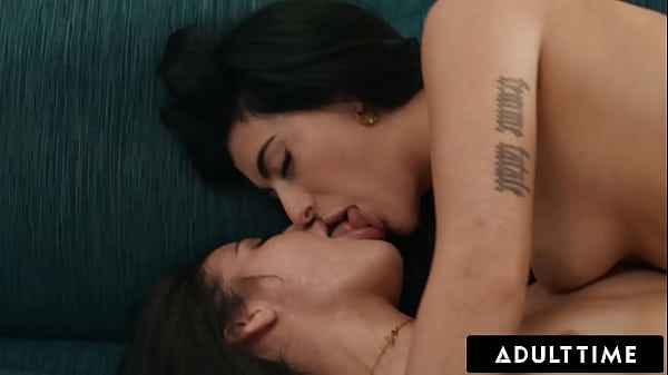 Kylie Rocket & Gal Ritchie Lesbian Love Making Roomies! 