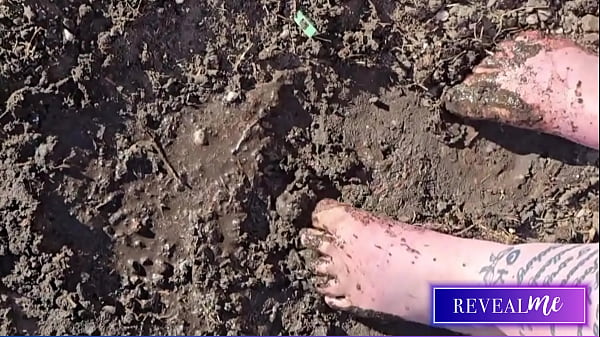 RevealMe ||FOOT FETISH FANTASY: SEXY SOLES & TOE-SUCKING DELIGHT  