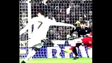 cristiano ronaldo gorando no cu da novinha  