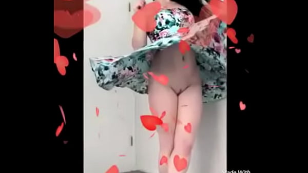 Cute figure showing pussy by upskurt dubsmash  