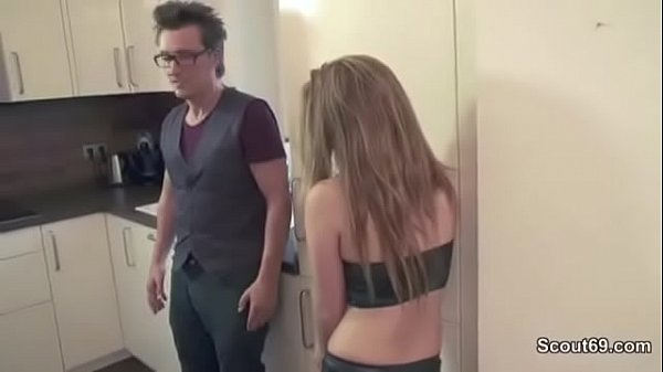 Hamburger Hure Caren Christiansen fickt mit ihrem Stiefvater