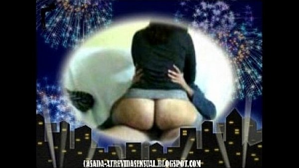 bitch wife fucks in sofa-esposa puta fode