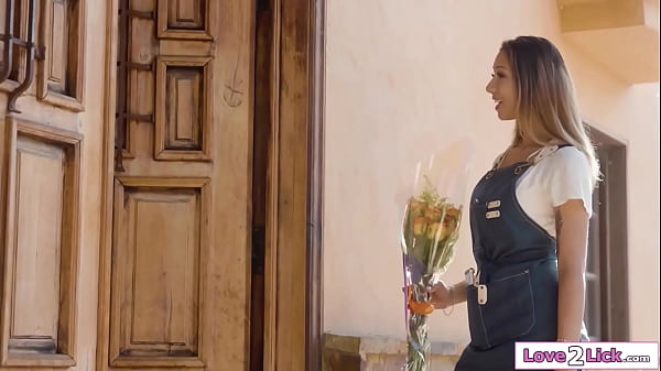 Asian flowershop owner Kimora Quinn has a crush on her client Mae Milano and now that shes single they kiss.The babe is facesitted by her shaved pussy  