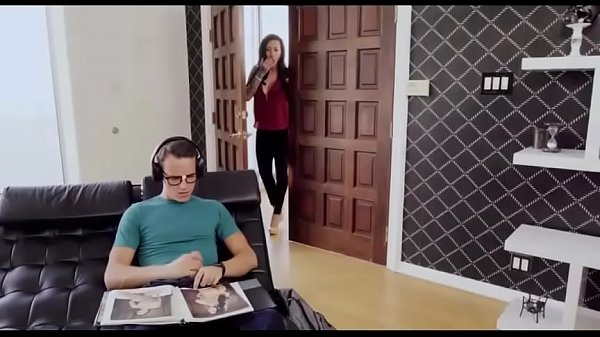 step daughter caught fucking a stranger and mom joins