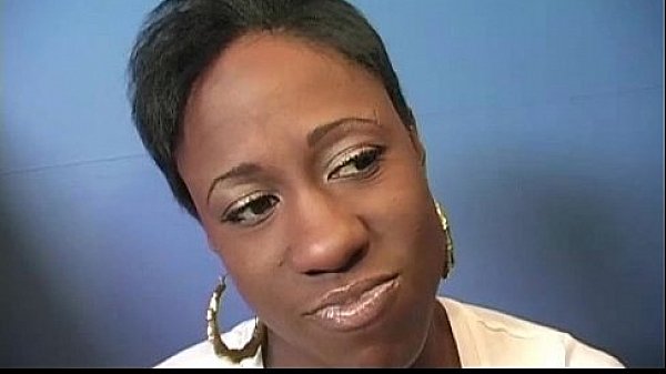 Black chick learn gloryhole blowjob 28