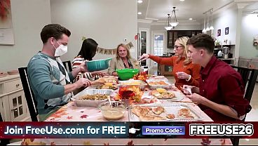 Thanksgiving Is A Time When Family Cums Together, & This Holiday Season, Things Will Get Rowdy