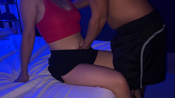 El d&iacute;a que estuve sola en casa con mi cu&ntilde;ada y me vine dentro de ella... "No se lo digas a Gaby"