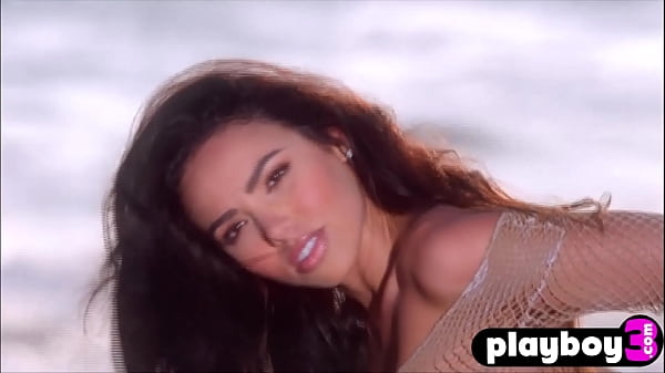 Latin babe Francesca Frigo enjoyed amazing posing action  