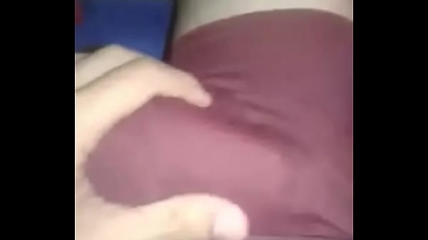 NOVINHO DA CUECA VERMELHA EXCITADO