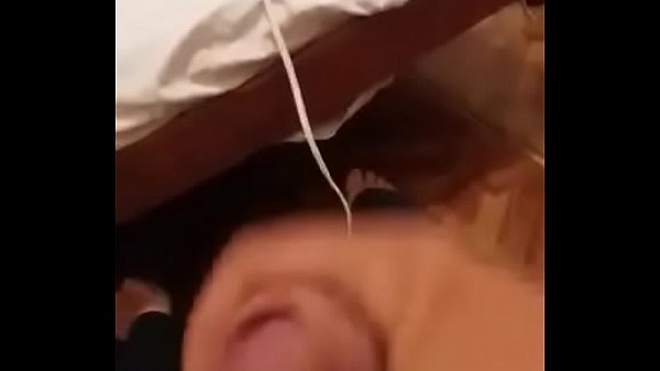 Ele goza e envia fotos do cuzinho 