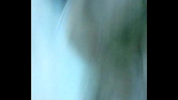 Comendo a buceta dourada