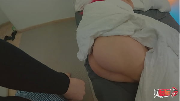 El hijastro se folla analmente a su madrastra hasta que no puede m&aacute;s. No puedo tener suficiente sexo anal y ama cada segundo de sexo duro. 