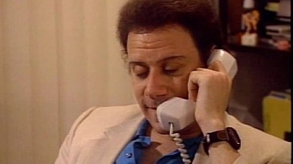 Metro - All That - scene 1