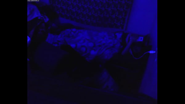 Le ment&iacute; a mi cornudo dici&eacute;ndole que estaba en casa de un amigo cuando en realidad me estaba follando a la vecina