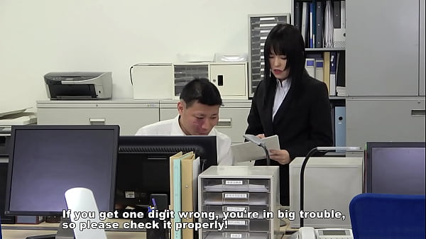 Japanese OL disciplines male employees