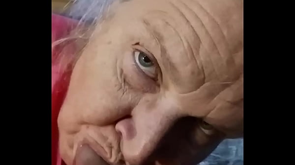 Sexy Mature Throbbin The Knob!  