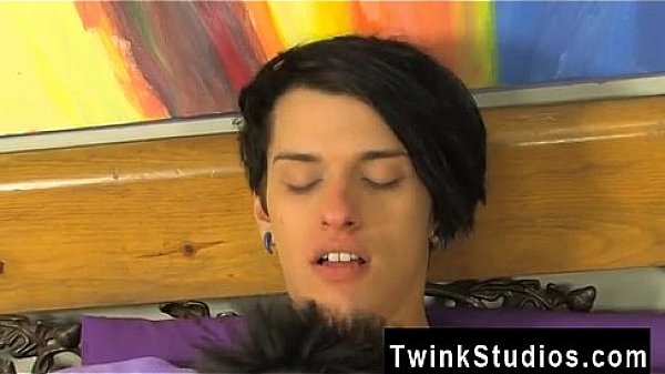 Gay XXX When bored teenager youngsters get together, they play roll