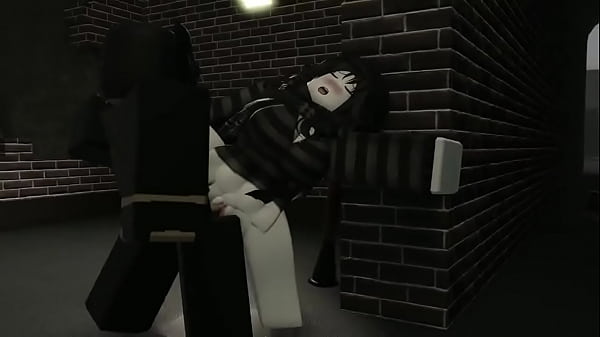 Smashing in the mist of a war