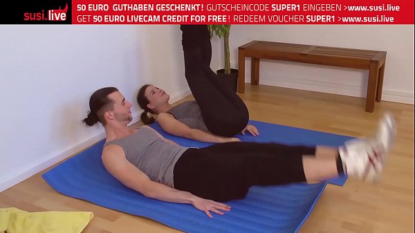 FoxyRox - hart gefickt vom Nachbarn